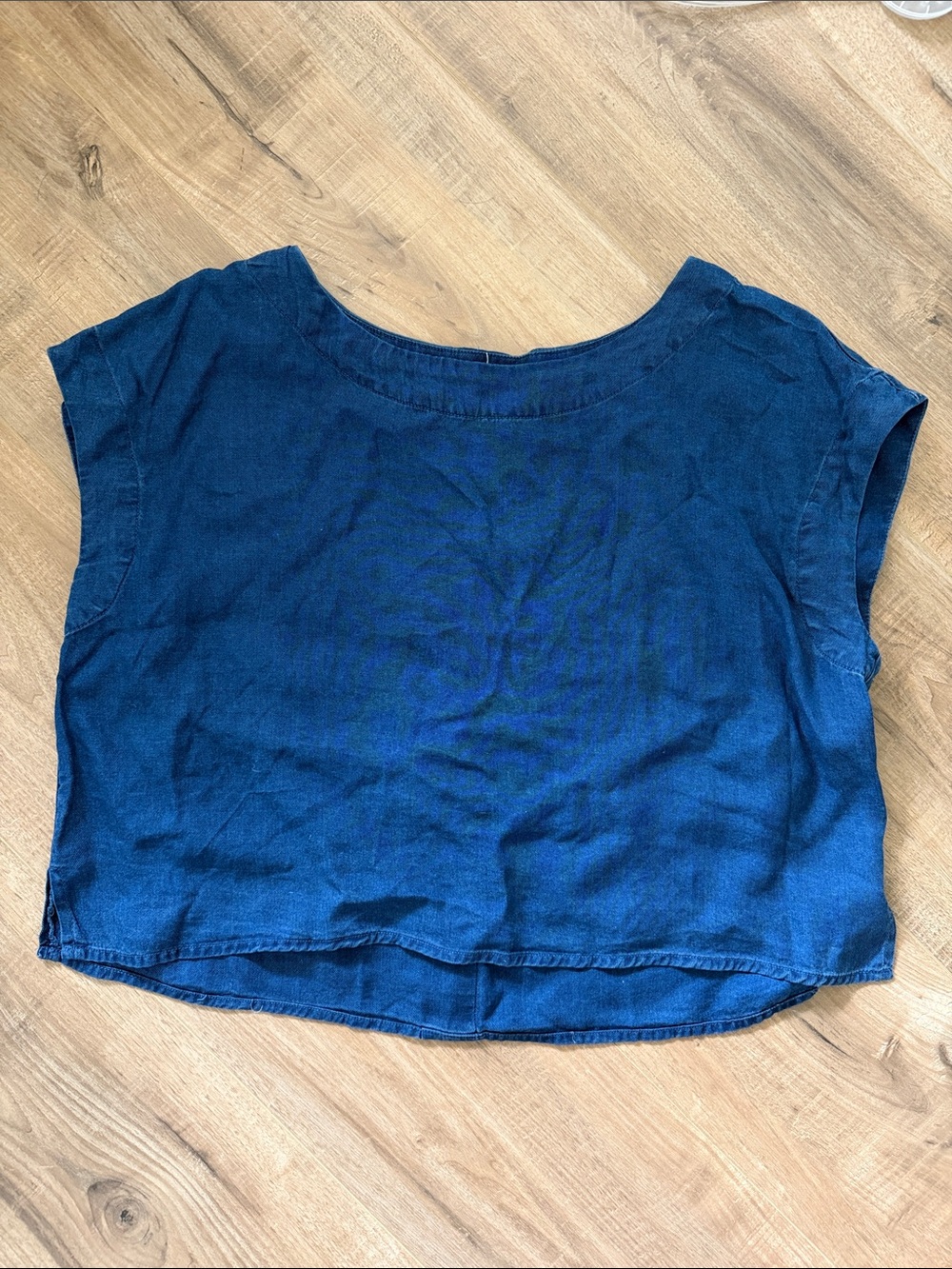Women's Indigo Boxy Crop Top - Casual Scoop Neck